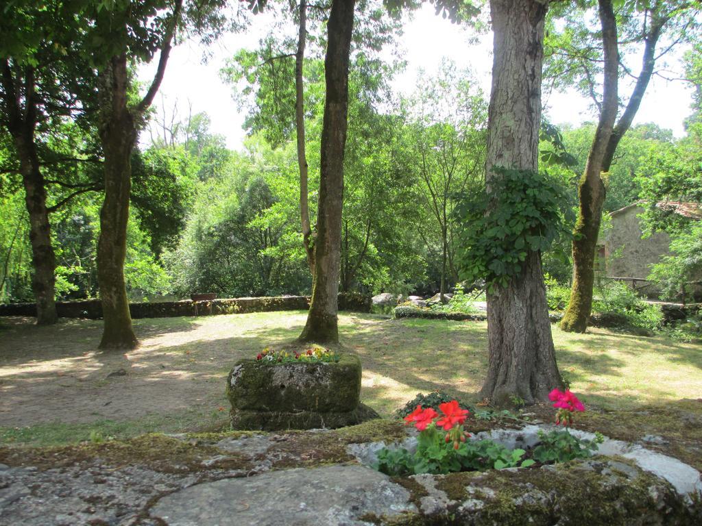 Village De Gites Du Moulin Neuf Getigne Экстерьер фото